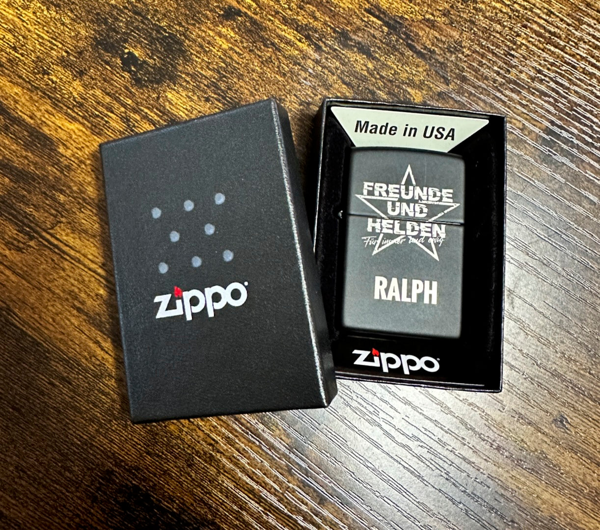 Original Zippo Feuerzeug – personalisiert & beidseitig graviert (inkl. Benzin)