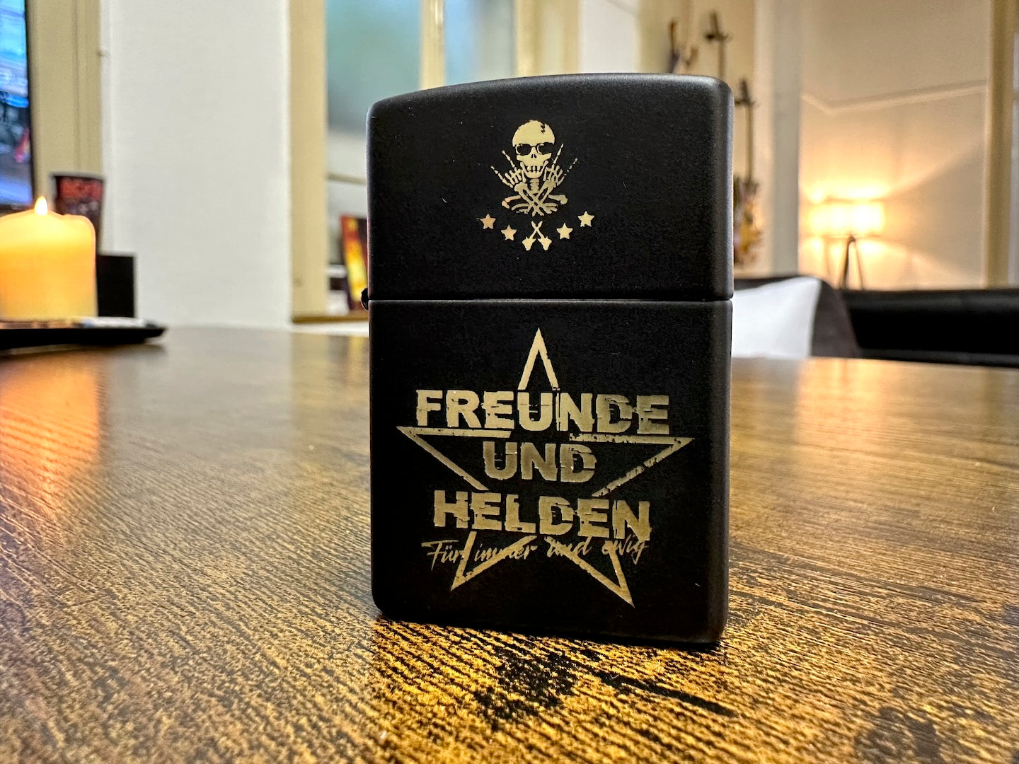 Zippo Feuerzeug Messing Gravur – Special Edition (inkl. Benzin)