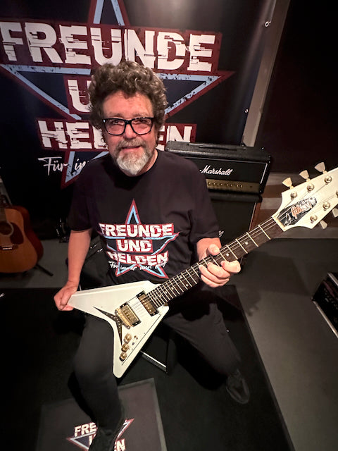 Freunde und Helden Bandlogo T-Shirt – Rock & Metal Shirt (Unisex)