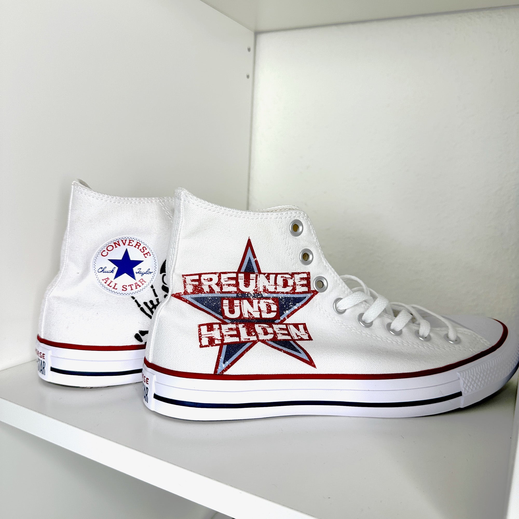 Original Converse Sneaker – White Logo Edition | Freunde und Helden